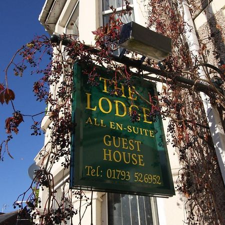 The Lodge 스윈던 외부 사진